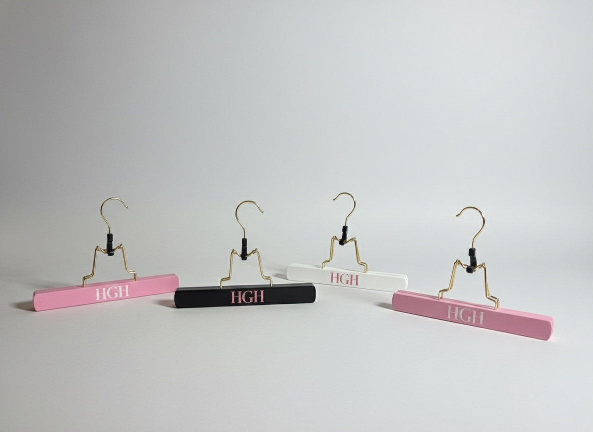 HAIR EXTENSION HANGER